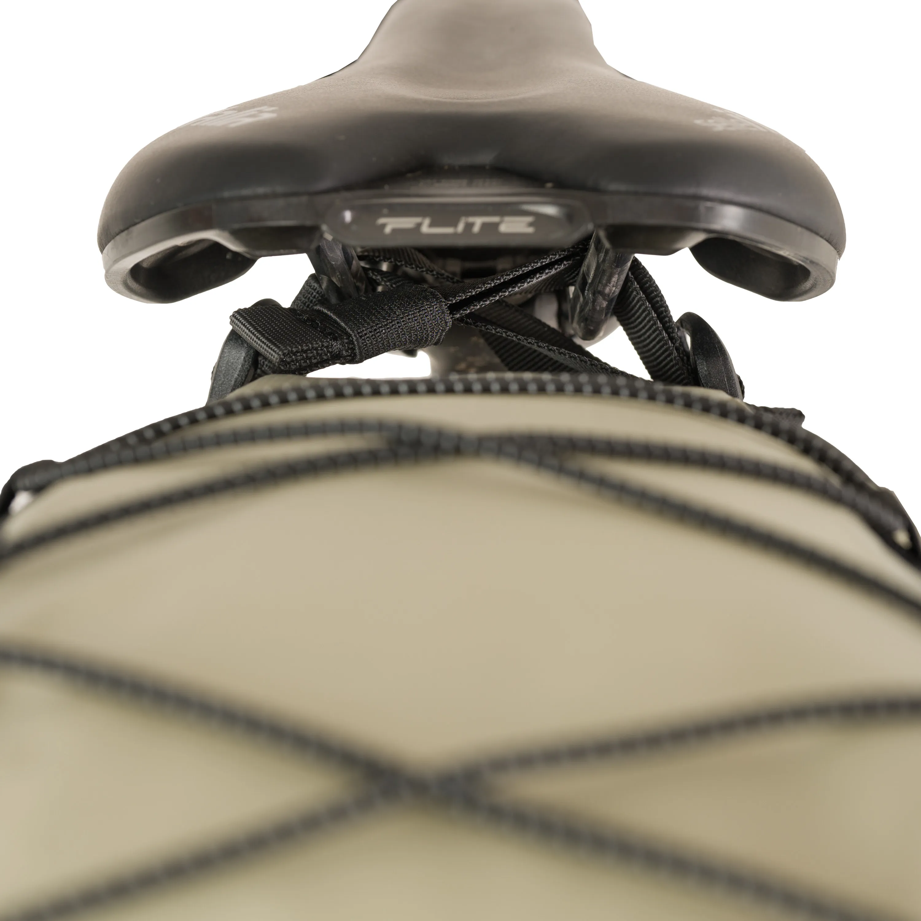 vu de dos des fixations sur rails de selle de la sacoche venture lightweight agu