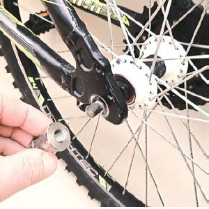remorque extrawheel sur vélo avec axe plein